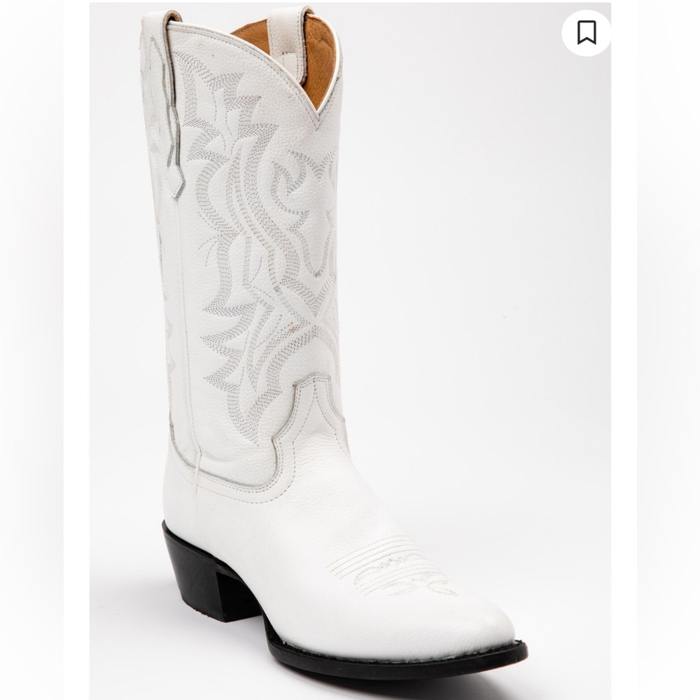 White leather cow girl boots